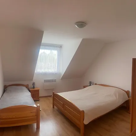 Apartment Cicha 6 *