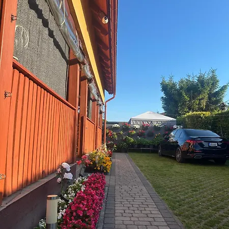 Apartment Cicha 6 *